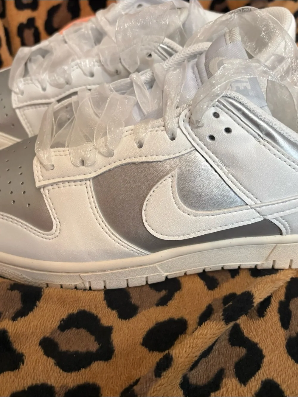 Nike Dunk Lows Womens size 9 Silver and White Lace Shoe Strings Brand New